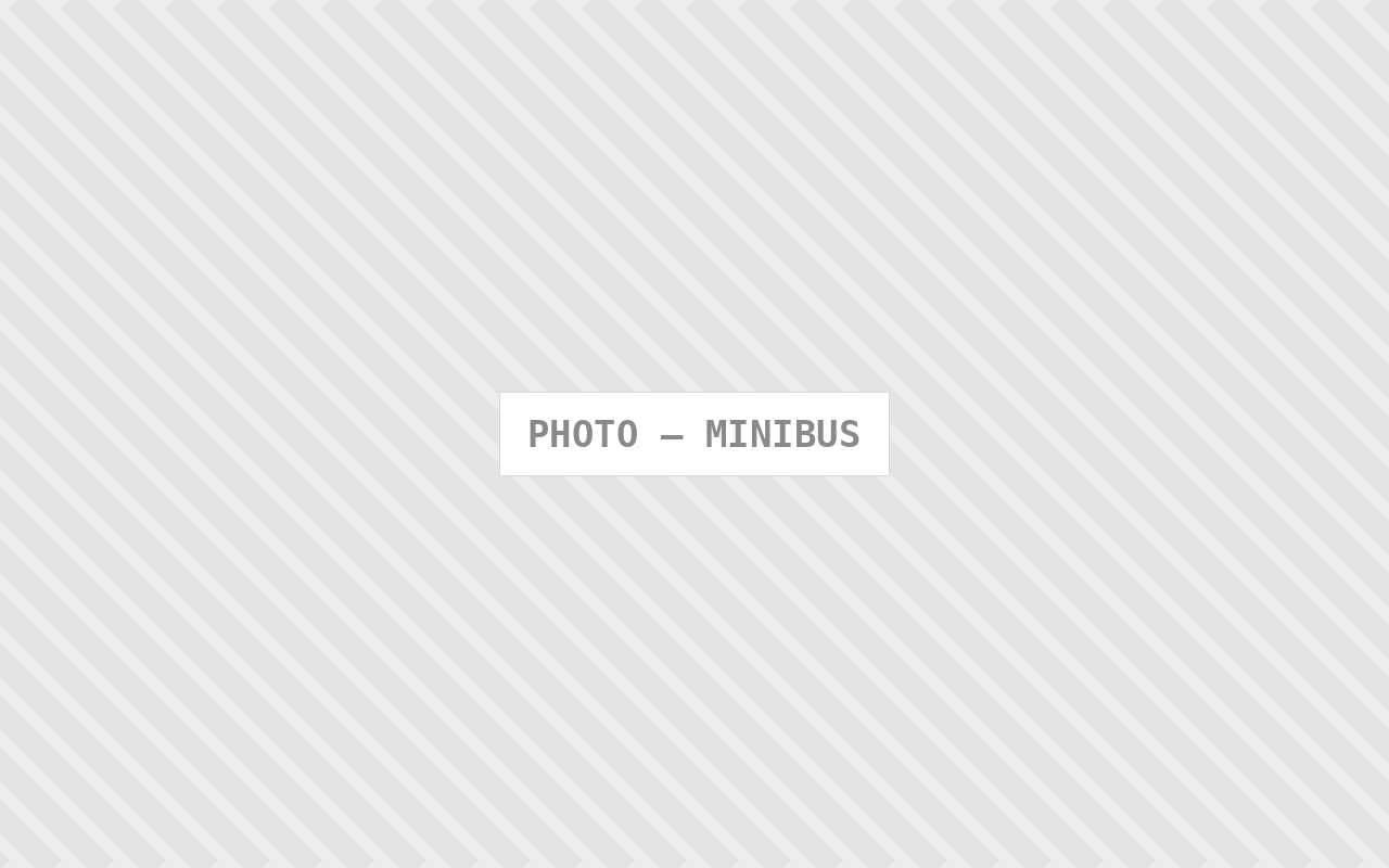 Photo : Minibus — Comfort Gateway (image à remplacer)