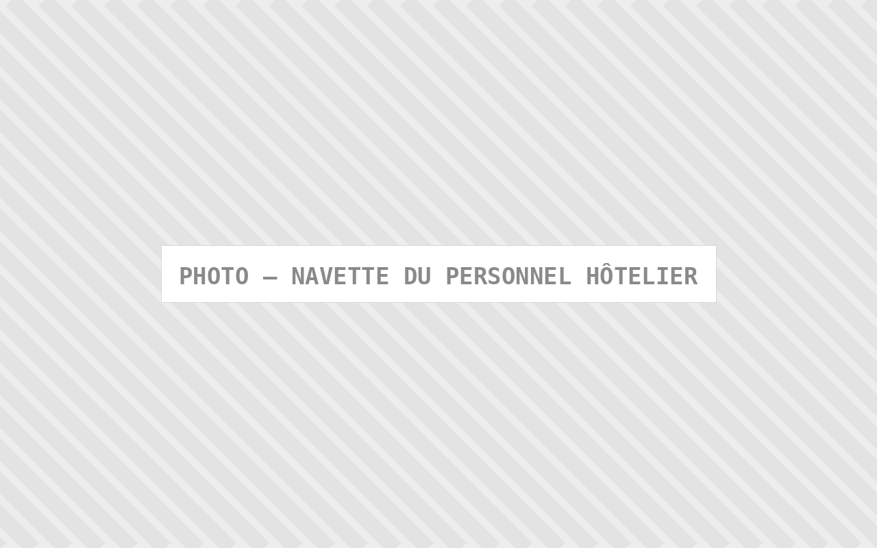 Photo : Navette Du Personnel Hotelier — Comfort Gateway (image à remplacer)
